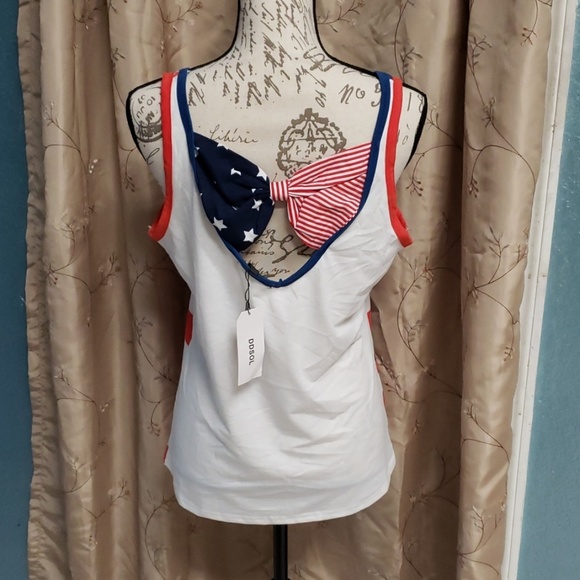 Tops - Picture 6 of 6